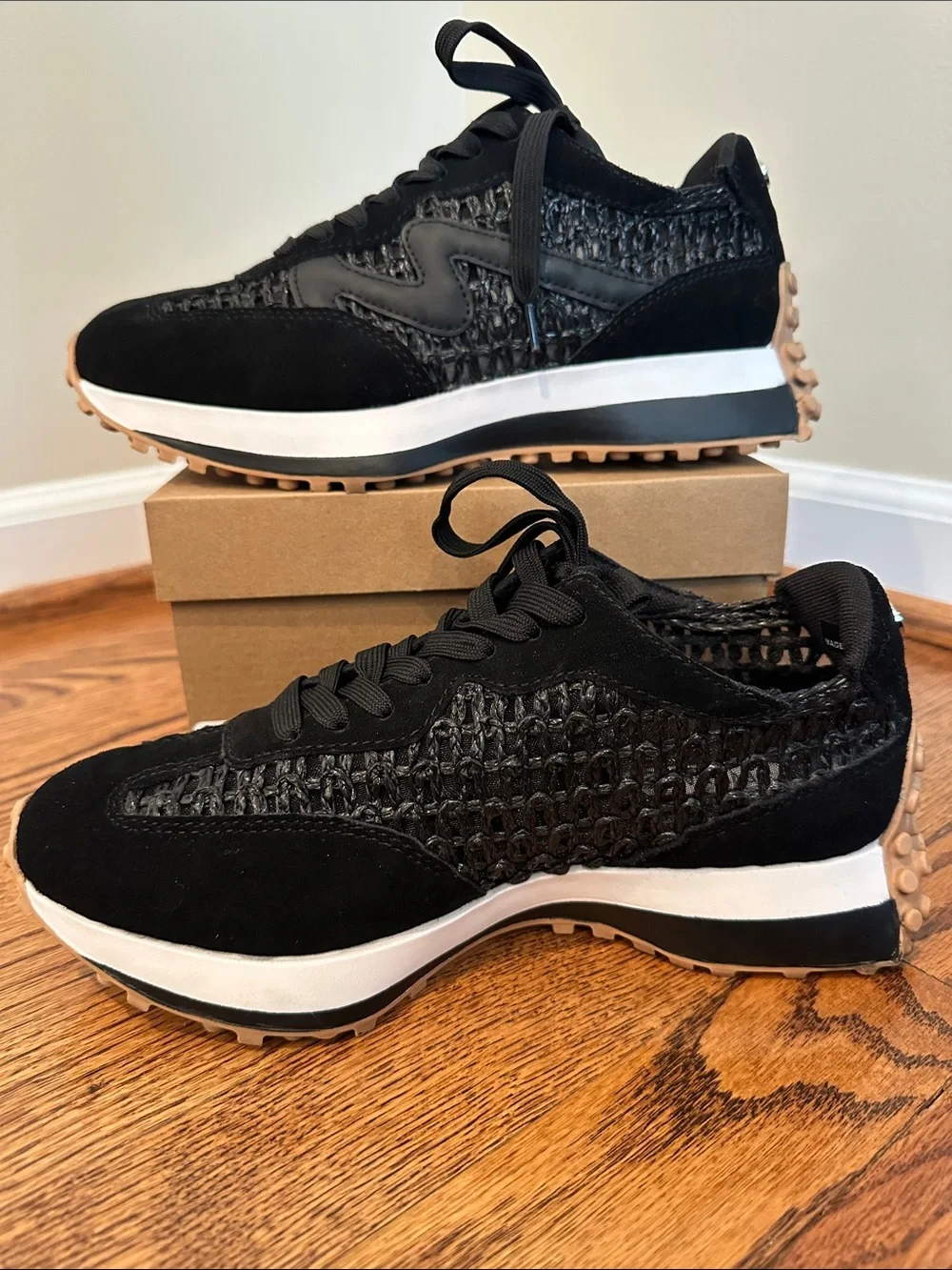 Steve Madden Campo Sneaker